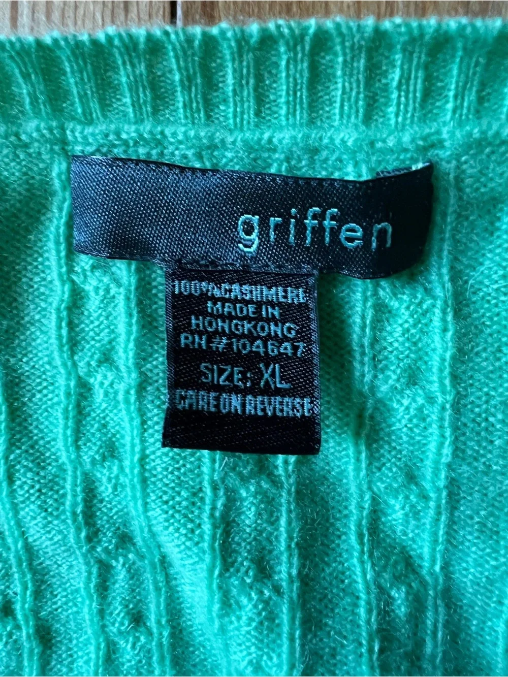 3 cashmere sweaters..pink aqua mint green..crewneck turtleneck v neck - Picture 2 of 9